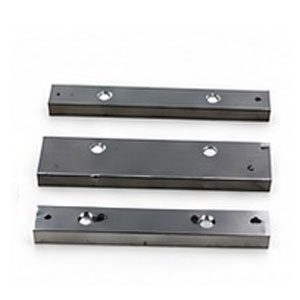 รางนำทางและแผ่นประกบสไลด์กันสึก Precision Machined Guide Rails & Wear Strips